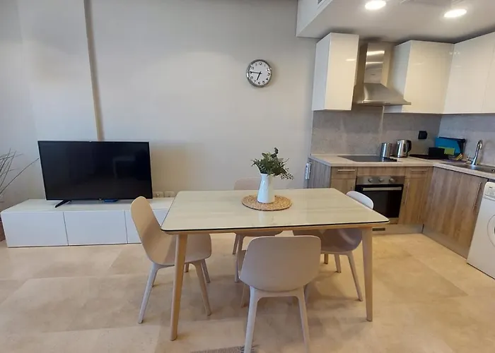 Mangroovy Front - 1 Bedroom - Free & Pool Access Apartment