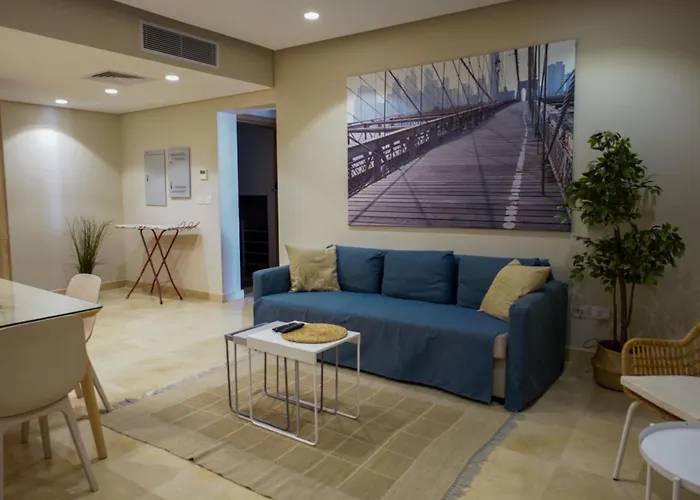 Mangroovy Front - 1 Bedroom - Free & Pool Access *
