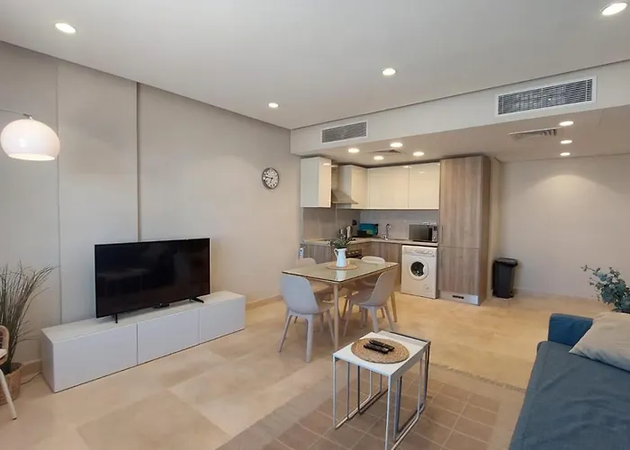 Mangroovy Front - 1 Bedroom - Free & Pool Access