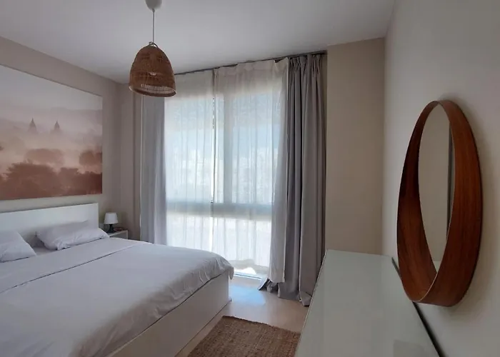 Mangroovy Front - 1 Bedroom - Free & Pool Access Apartment *